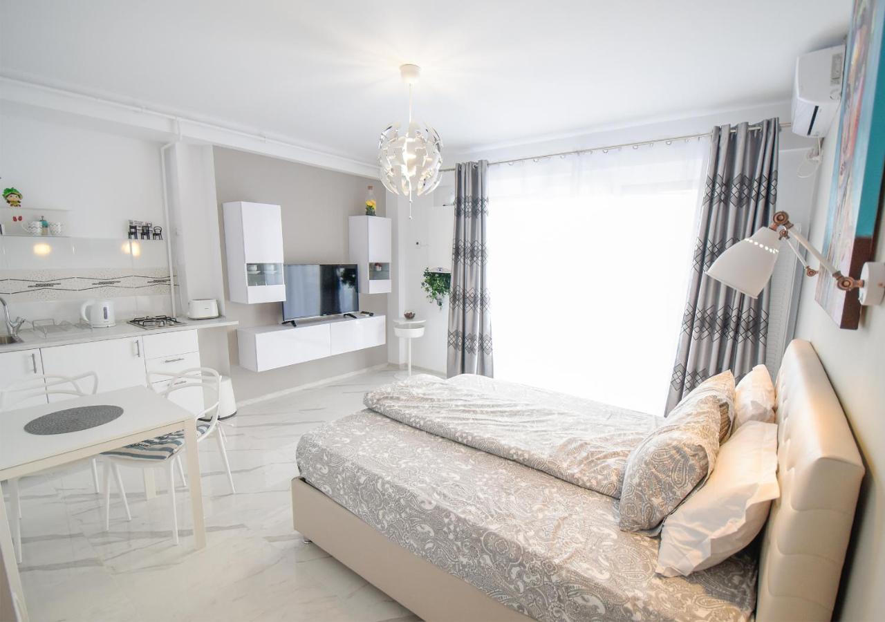Sea View Studio - Mamaia Nord 2 Leilighet Năvodari Eksteriør bilde